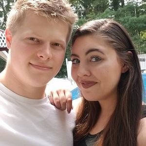 Meet your Posher, Halley